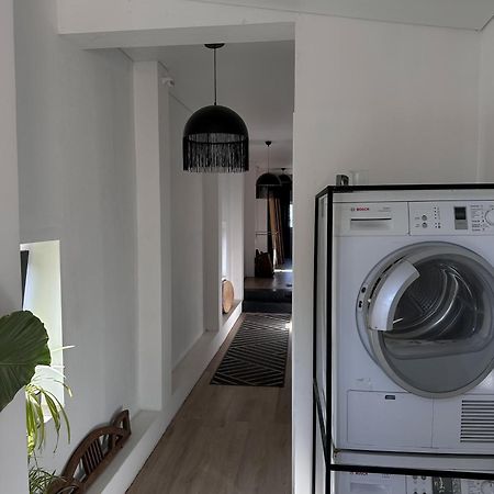White Door Apartments Mansard Heart Of Odessa 2 Luaran gambar