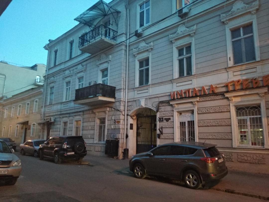 White Door Apartments Mansard Heart Of Odessa 2 Luaran gambar